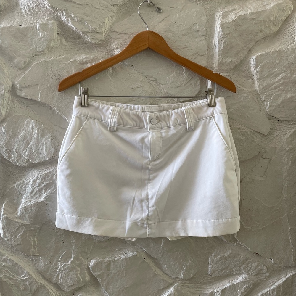 Under Armour Performance White Button Skirt 4